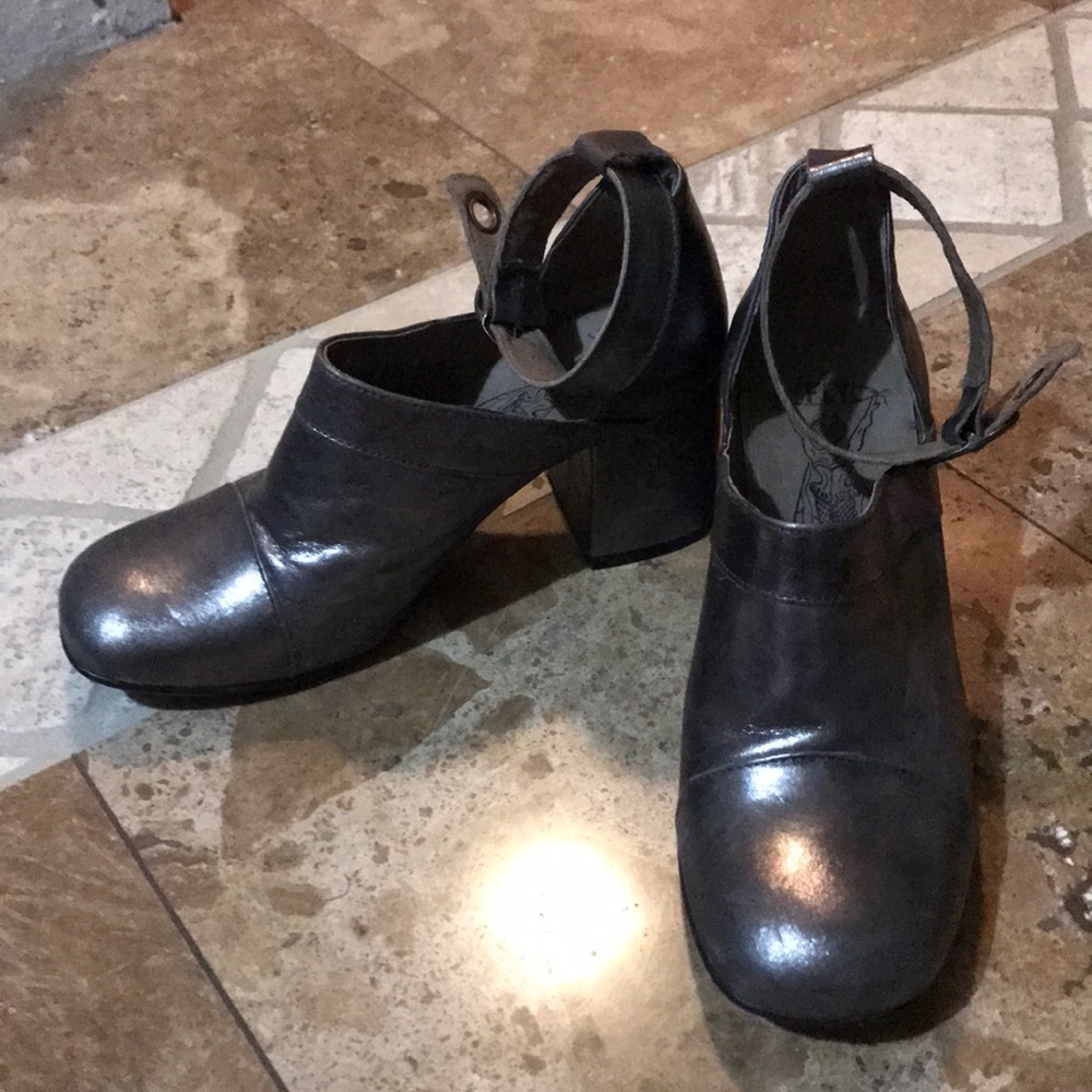 Silver heels